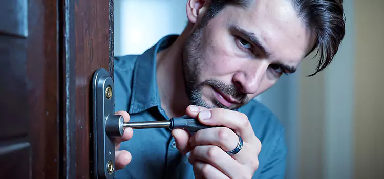 Eviction Locksmith North Aurora